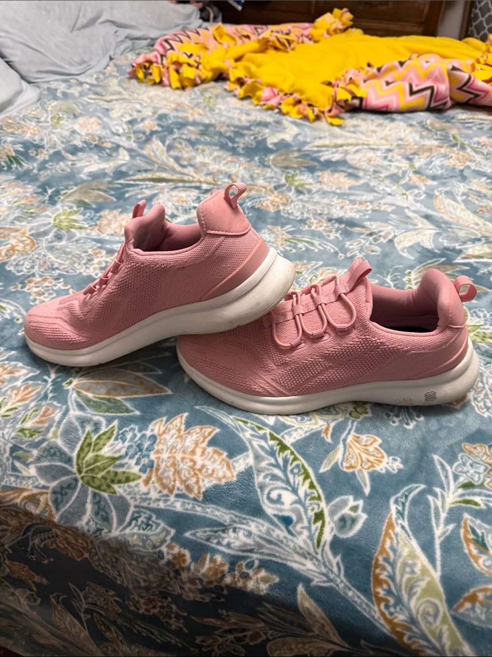 FLT shoes - Picture 3 of 5
